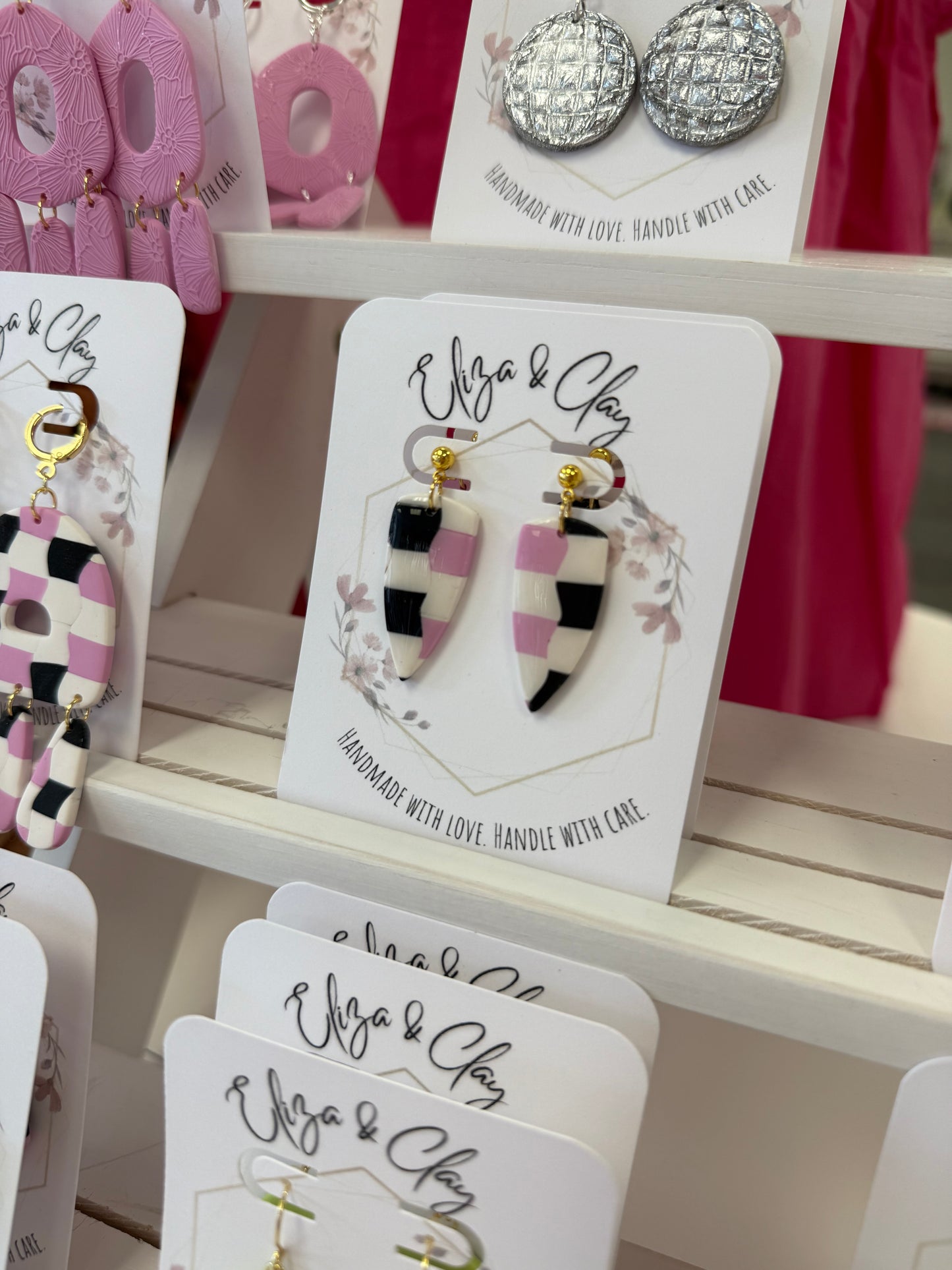 Glazed Wavy Checker Print Dagger Earrings