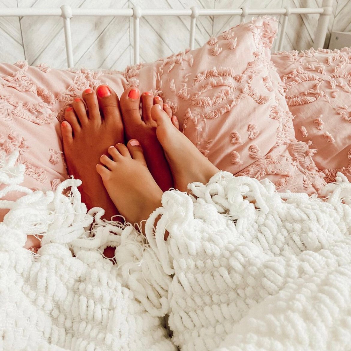 Rainbow Party Gift Set- Kids Non-Toxic Nail Polish