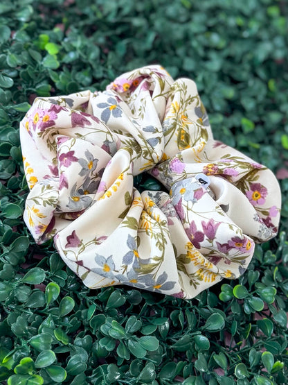Cream Floral Scrunchie